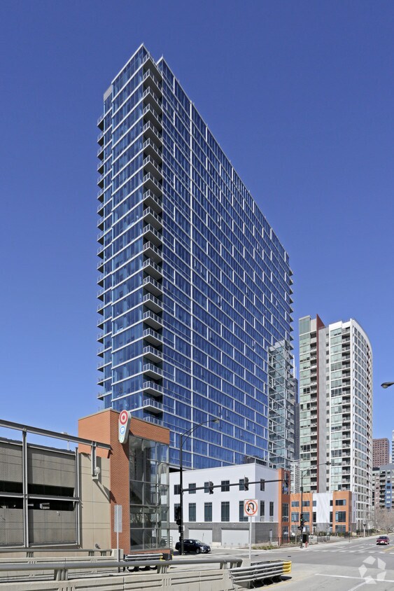1000 South Clark Apartments Chicago, IL