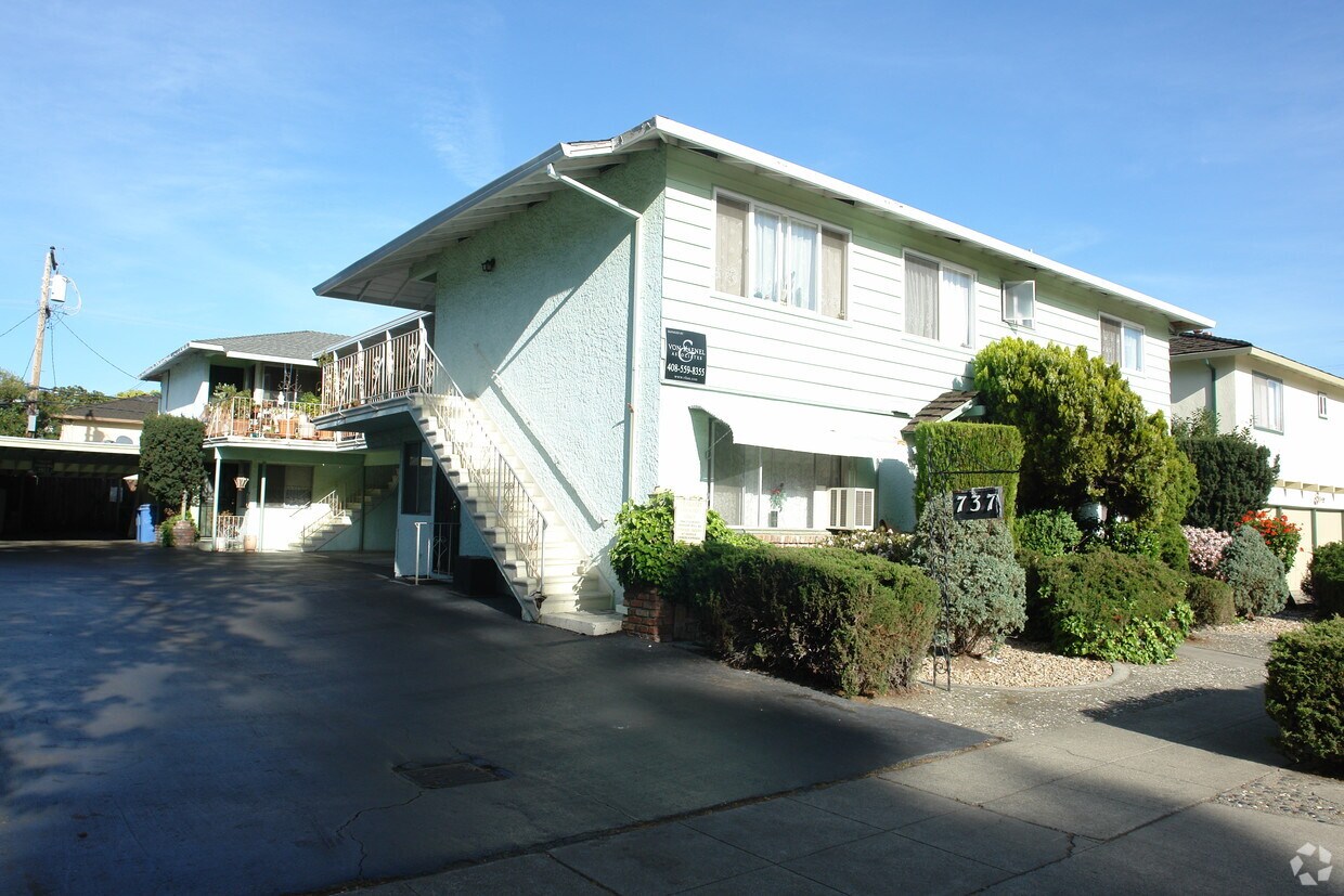 Foto principal - 737 Opal Dr