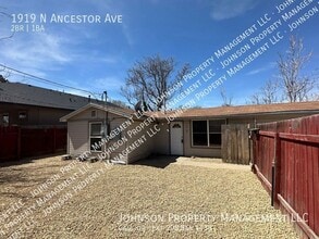 Building Photo - 1919 N Ancestor Ave