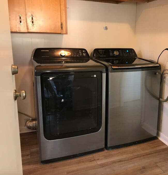 Foto del edificio - 117 Highland Park Ln