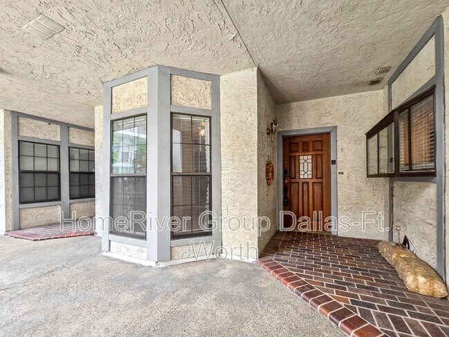 Foto del edificio - 8610 Turtle Creek Blvd