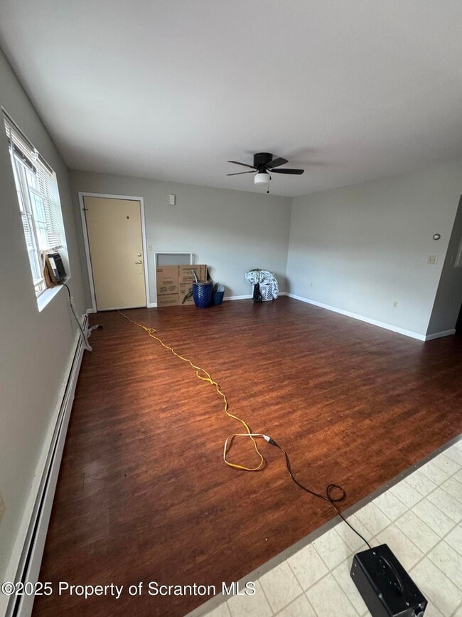 Foto del edificio - 130-130 Mortimer St