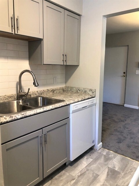 Gorgeous NEW Kitchen - 1112 Mount Royal Blvd