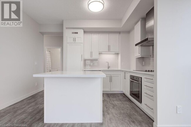 Building Photo - 2093 Fairview St