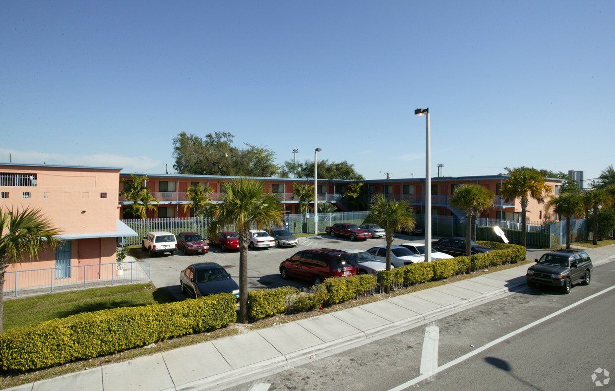 Primary Photo - Little Haiti Gateway