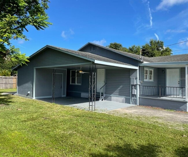 Foto del edificio - 830 N Combee Rd