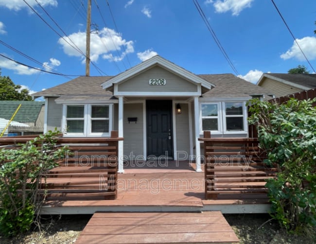 2208 N Brookline Ave, Oklahoma City, OK 73107 Condo for Rent in