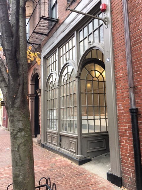 Foto del edificio - 88 Charles St