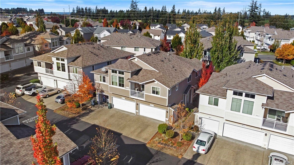 2085 Bobs Hollow Ln, DuPont, WA 98327 Townhome Rentals in DuPont WA