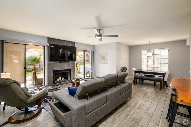Building Photo - 9695 N 93rd Way