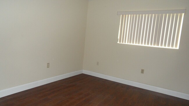 Building Photo - 2BED/2BATH Pembroke Pines condo available ...