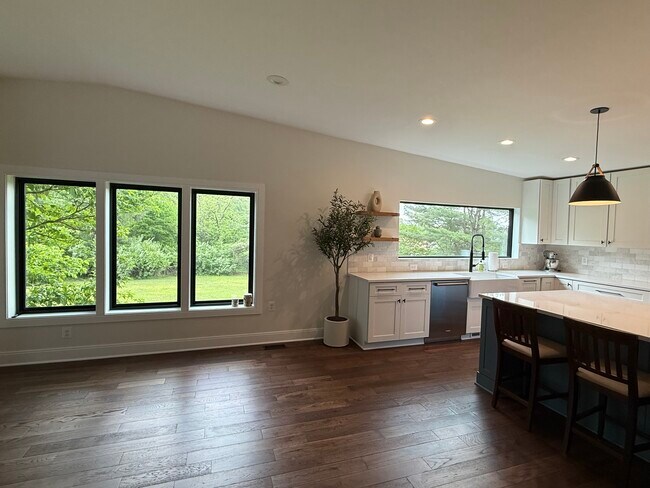 Building Photo - 10904 Belgravia Ct