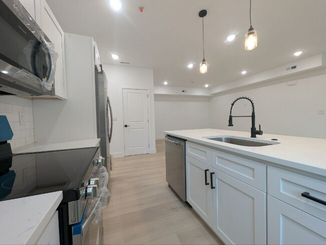 Foto del edificio - 835 N 63rd St