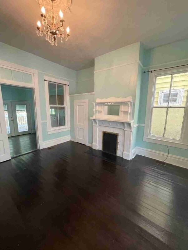 Building Photo - 206 W 39th St