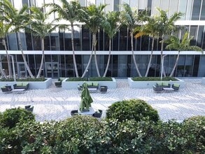 Building Photo - 2960 NE 207th St