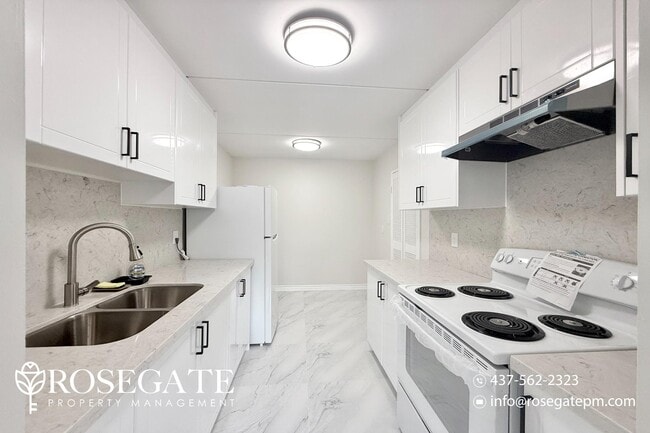 Building Photo - Newly Renovated 2-Bedroom Apartment in Sca...