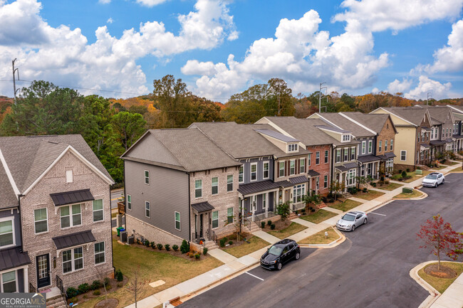 Building Photo - 3285 Park Pointe Cir