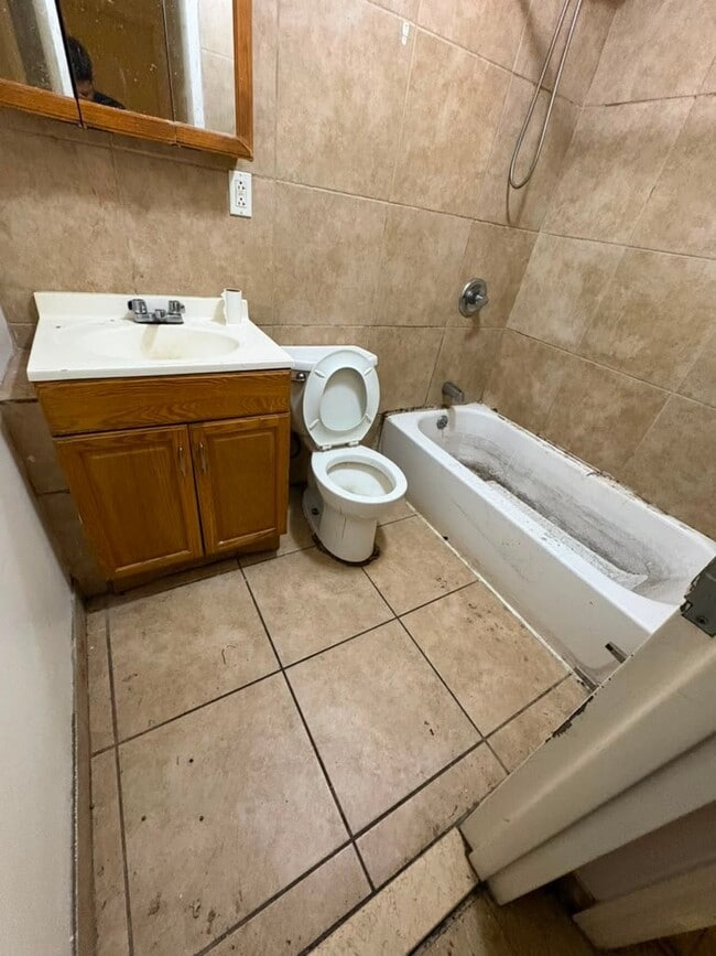 Photo - 142 Beech St (Yonkers, NY) Apartment