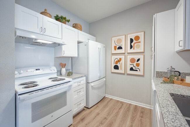 Building Photo - Alcott Village