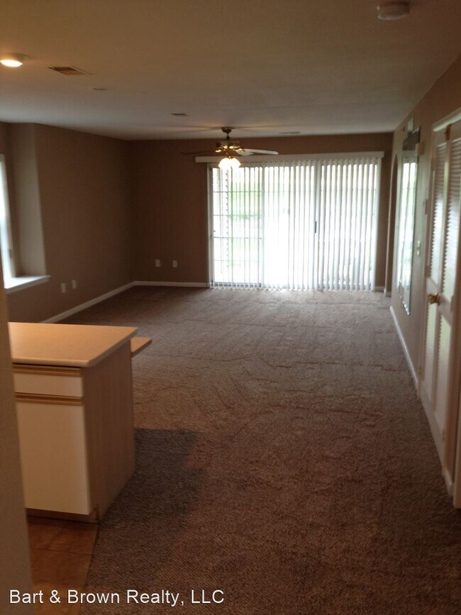 Foto del edificio - 2 br, 2 bath House - 170 W. Rockford Dr., G-1