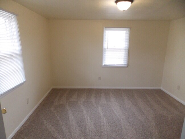 Building Photo - 3600 Westwind Dr