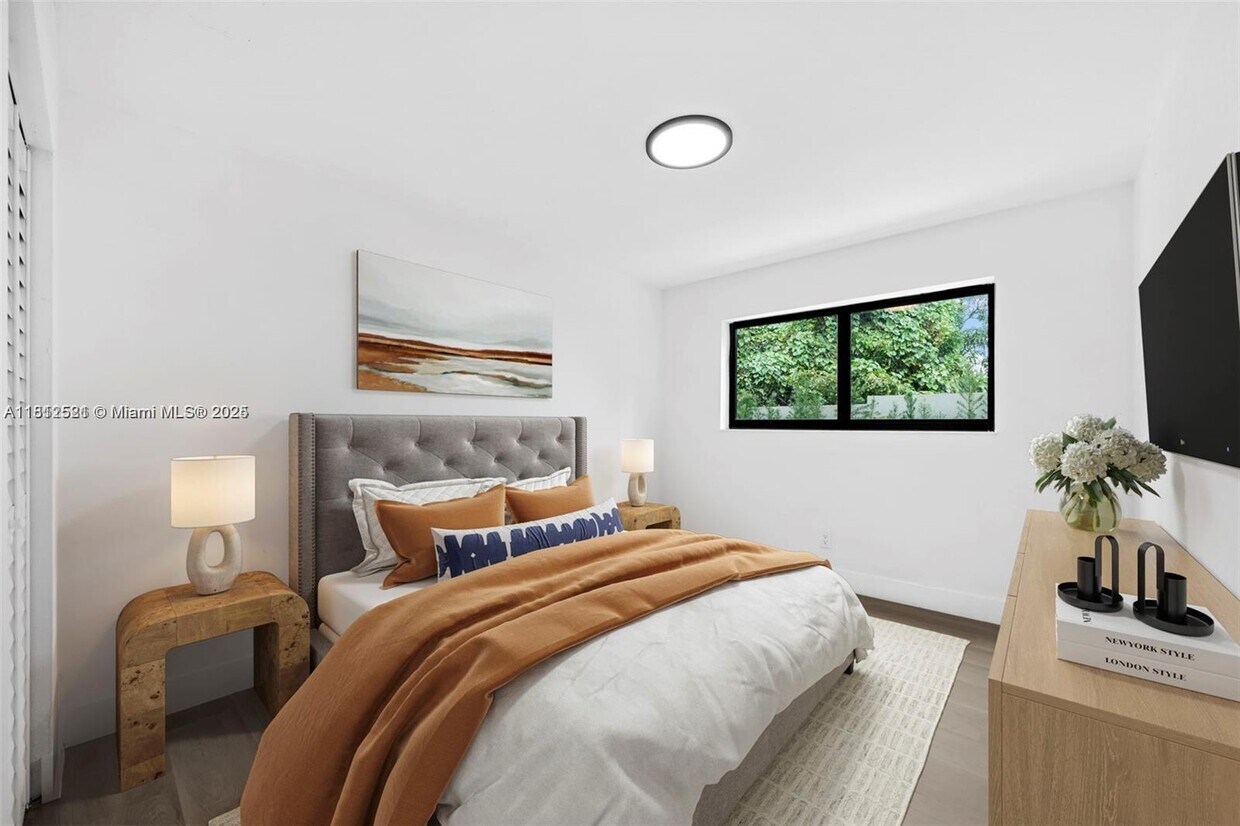 Foto principal - 37 NW 59th St