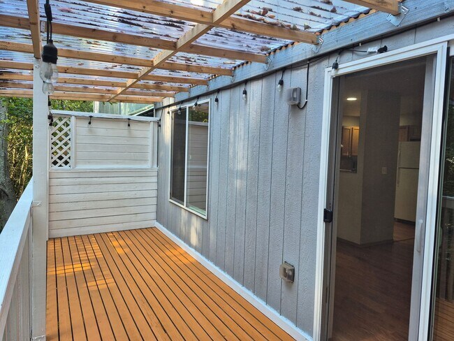 Foto del edificio - Cozy Yet Spacious Home For Rent!!