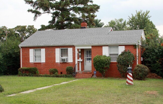 Building Photo - 2501 Farrand Street