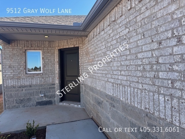 Foto del edificio - 9512 Gray Wolf Ln