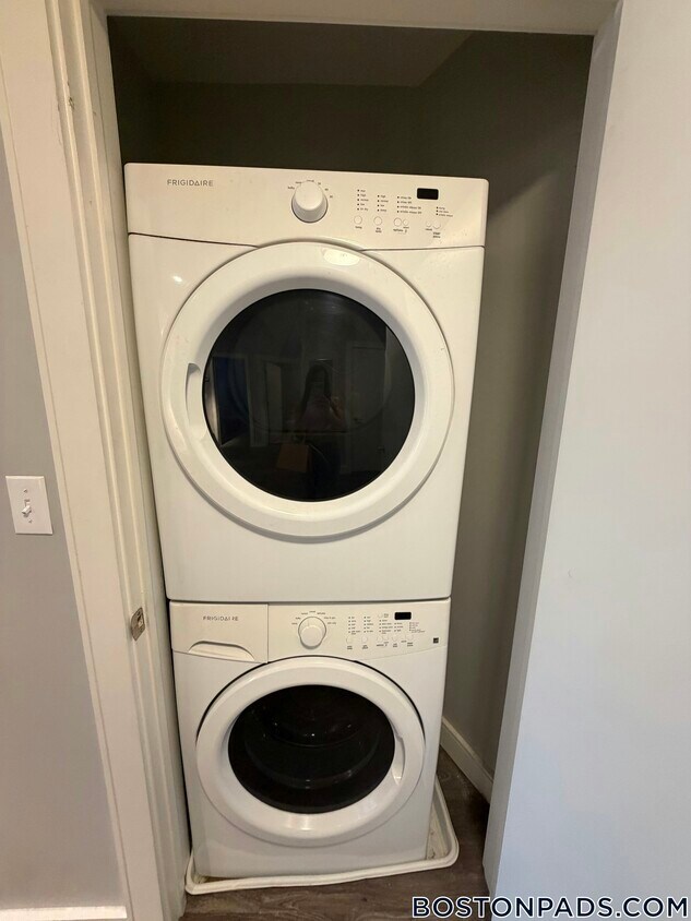 Foto principal - 23 Central Ave