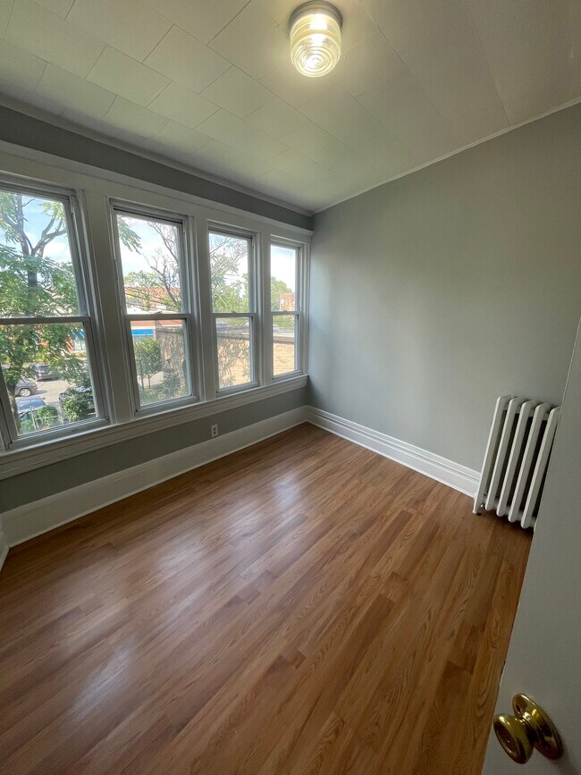 Foto del edificio - 227 Glenridge Ave