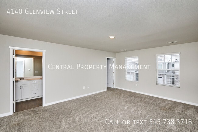 Building Photo - 4140 Glenview St.