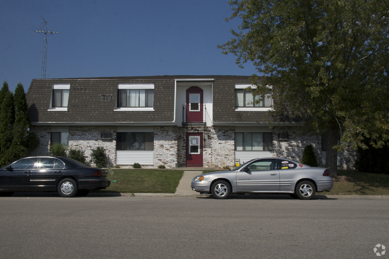 Primary Photo - Jefferson Apartments