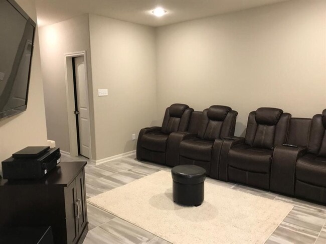 Building Photo - 254 Biltmore Loop