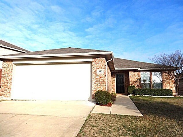 Primary Photo - 532 Winbridge Ln