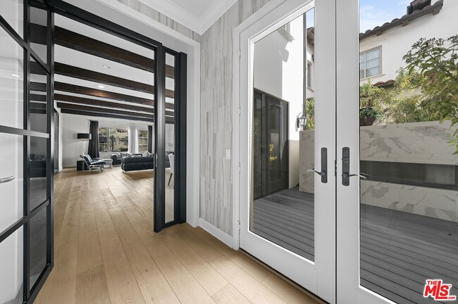 Foto del edificio - 105 Via Salamanca