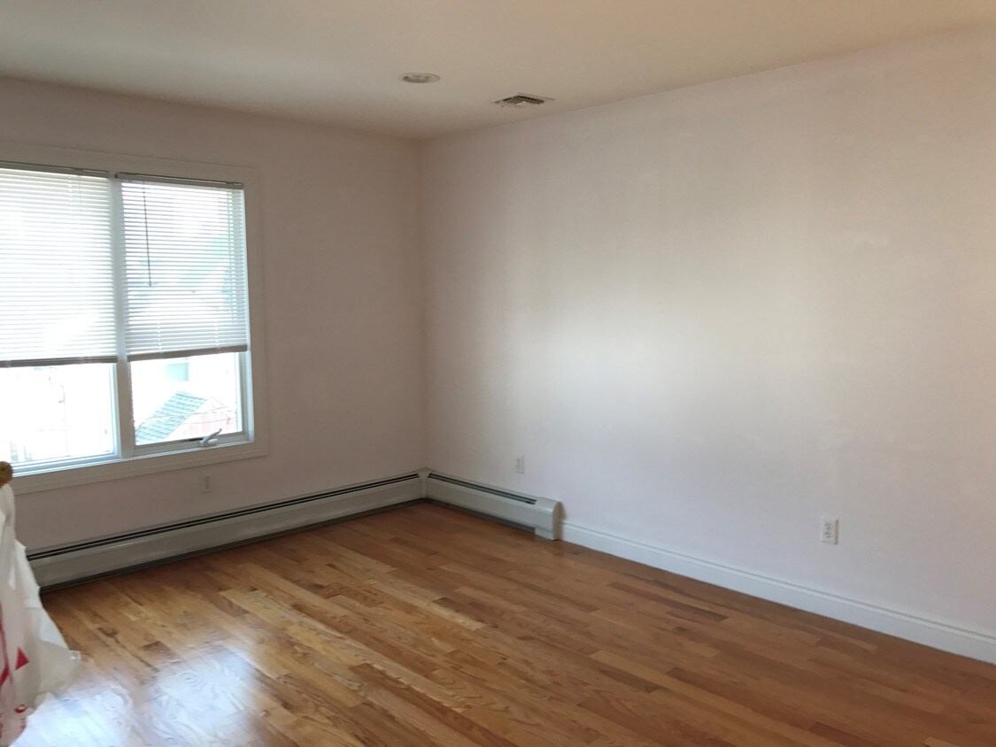 250 Division St, Cliffside Park, NJ 07010 Apartments in Cliffside