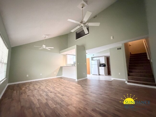 Building Photo - 946 Ashley Ln
