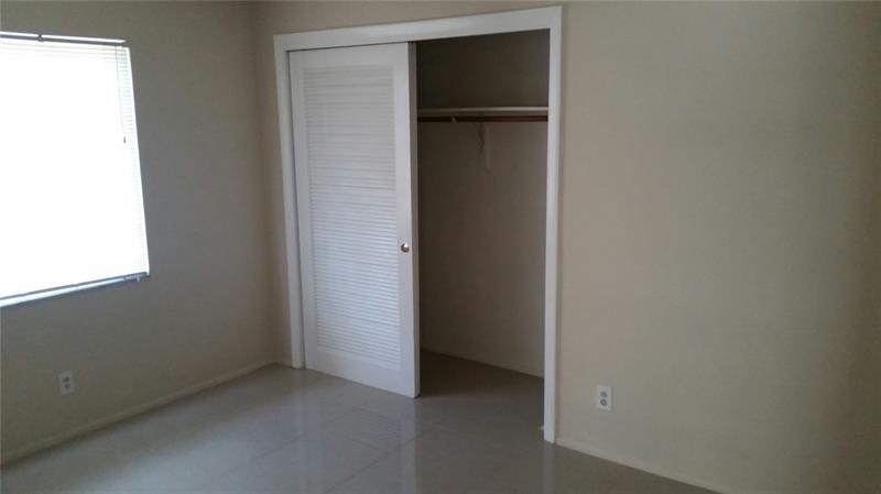 Foto principal - 1690 NE 32nd St