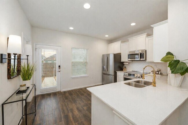 Foto del edificio - 9605 Grapevine Leaf Dr