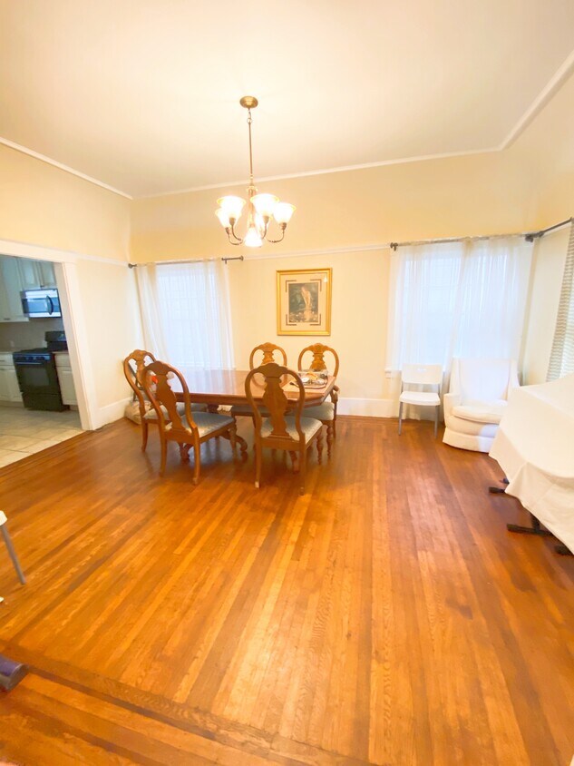 Dinning Room - 20 Paloma Ave