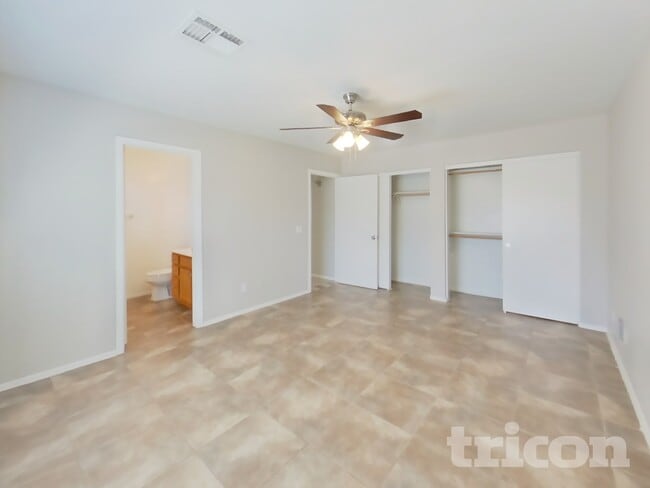 Building Photo - 4873 E Rousay Dr