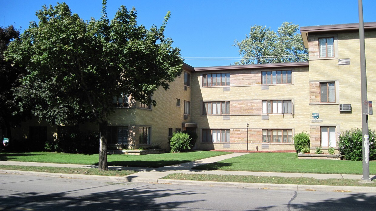 Primary Photo - 1519 Howard St