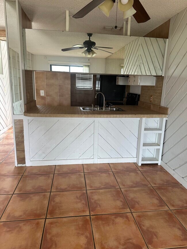 700 W Pope Rd Unit D32, St. Augustine, FL 32080 Condo for Rent in St