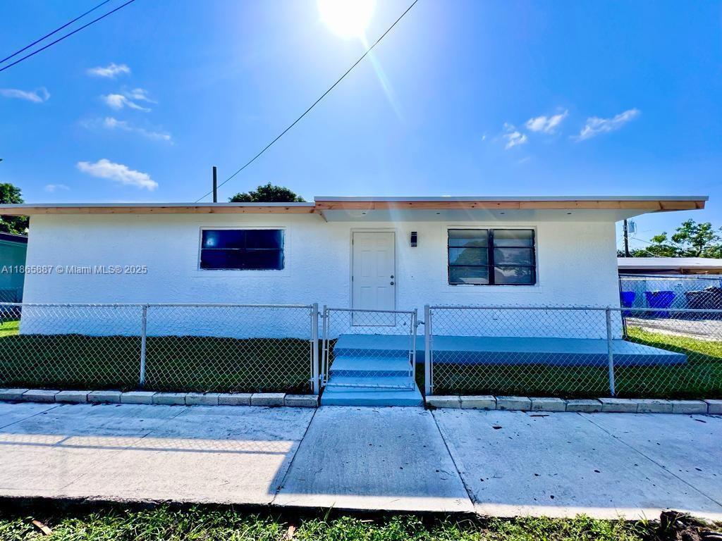 Foto principal - 427 N 24th Ave