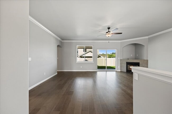 Foto del edificio - 421 N 76th Ave