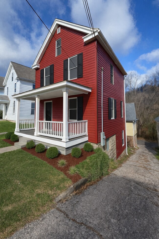 Foto del edificio - 433 Penn Ave