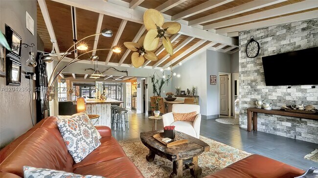 Foto del edificio - 1521 SW 5th St