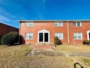 Building Photo - 1903 King George Dr