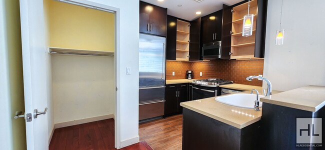 Building Photo - No Fee 1 bed - 27 STREET - Queensboro plaza